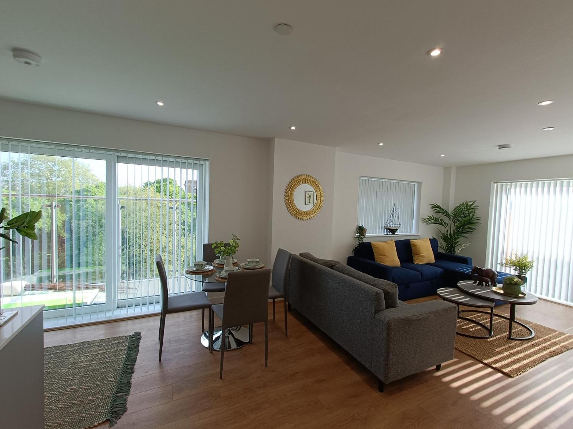 Snuggle Inn - Riverside Apartments - Views Over Looking London River Thames, Close To O2 Arena, London Excel, London City Airport, Thames Clipper- River Boat Service, Woolwich Ferry, Onsite Parking, Twin Room Option Available Zewnętrze zdjęcie